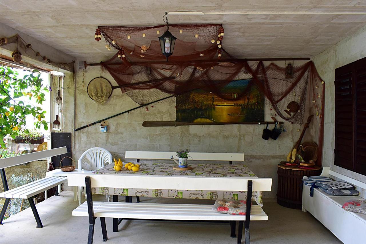Irma Apartment Podstrana Exterior photo