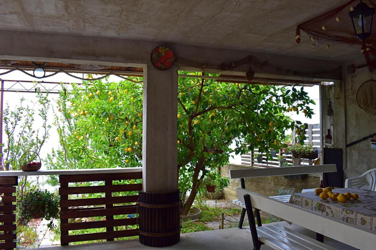Irma Apartment Podstrana Exterior photo